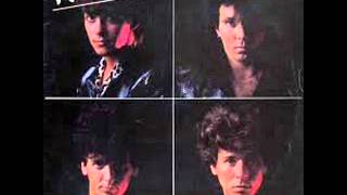 The Romantics - Open Up Your Door