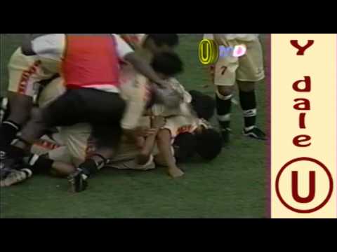 UNIVERSITARIO 3 - cristal 2  CLAUSURA 2000