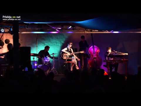 Ne bodi kot drugi: Ditka in Feri Lainšček v Ormožu