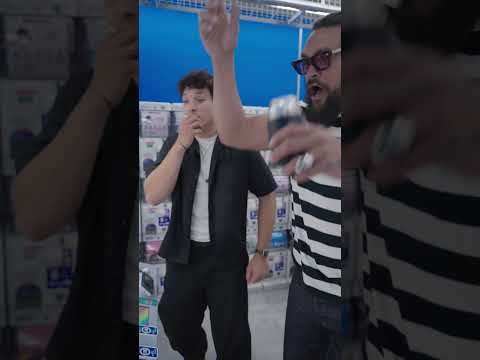 Jason Momoa vs. the claw machine. - Street Fighter movie YouTube thumbnail