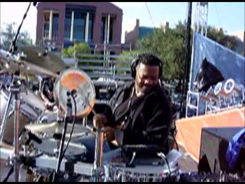 Thumbnail for Steve Potts making it funky by Steve Potts