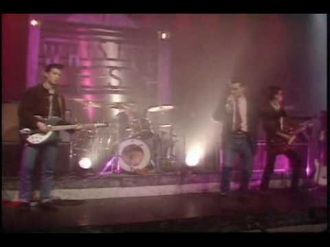 The Smiths - Bigmouth Strikes Again, live at the OGWT 1986
