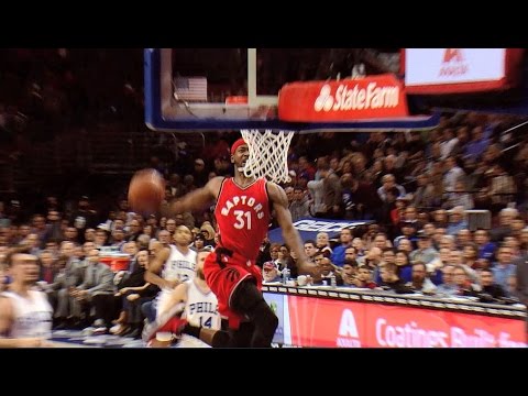 Terrence Ross Throws Down the Windmill | 12.14.16