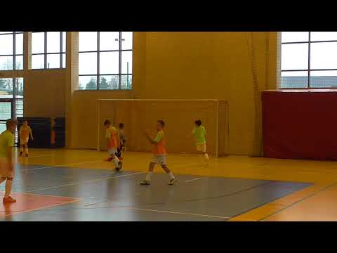 UKS Iwiczna 2006 I - UKS IWICZNA II 2006 mecze sparingowy