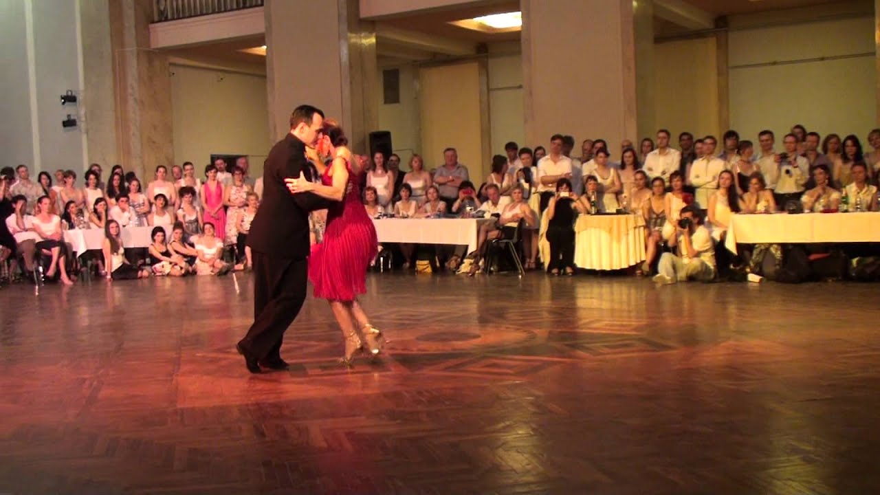 Esteban Moreno & Claudia Codega