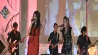 Download lagu PUTRI LANA feat ON AIR band mp3