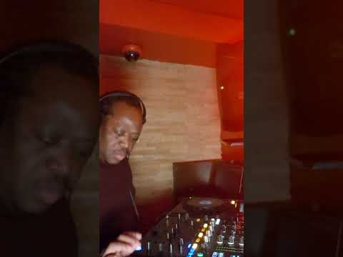 Dj Field video.