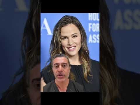 Celebrities with foot conditions - Jennifer Garner