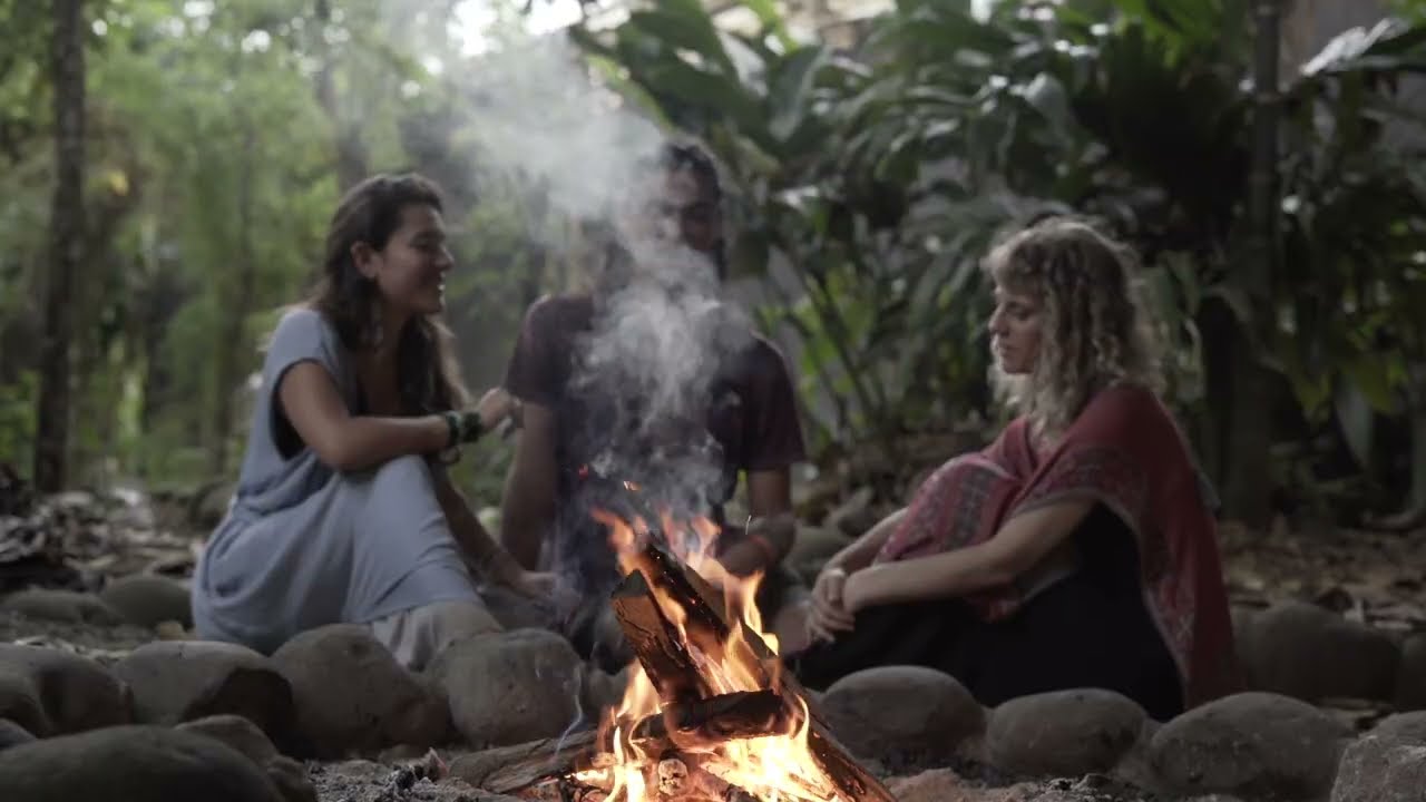 Paka Chay Kamanawa & Rora Varinawa - Pavere