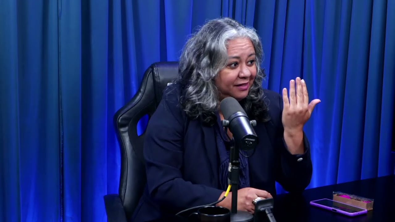 Do Cuidar ao Sentir: a Jornada Mindfulness - Enfermeira Cíntia Menezes - PAPO COM BABI #35