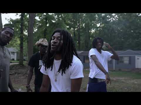 Lul Xo - Bitch we the gang (feat. Kash93) (Official Video)