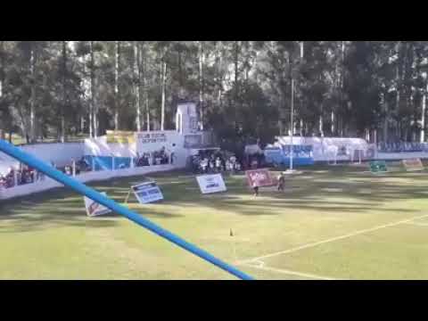 Salida de los equipos final torneo federal C. Deportivo Marapa. Los borrachos del León