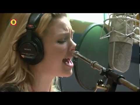 Fabienne winnares Voice Kids in Disneyland Parijs