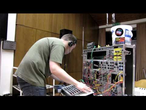 Xtront - Happy Knobbing 2011 Jams