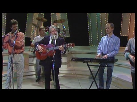 Ronnie Drew - Now I'm Easy (ft. Stockton's Wing)