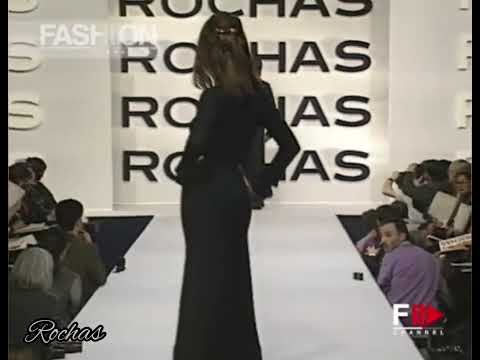 Tyra Banks On The Runway - Rochas Fall/Winter 1993