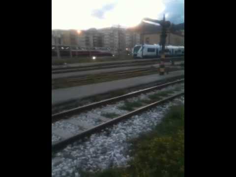 Freccia Rossa 9571 in arrivo a Salerno e MD in arrivo in De