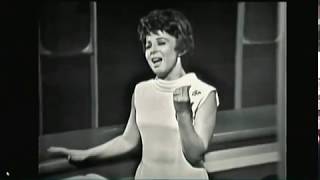 Eydie Gorme sings "I Really Don't Want to Know" and "Someday (You'll Want Me To Want You}