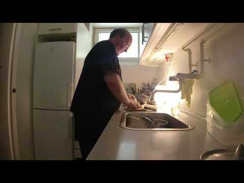 MongoTV_6632 - SMØRE STYKKE FRANSKBRØD OG VIL SE WESTERNFILM 100 RIFLER PÅ DR 2