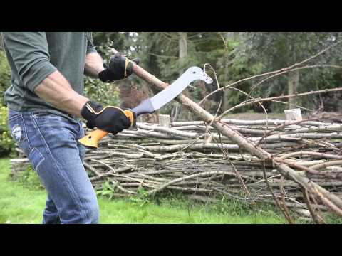 Fiskars krūmų kablys WoodXpert XA3 (126004) video
