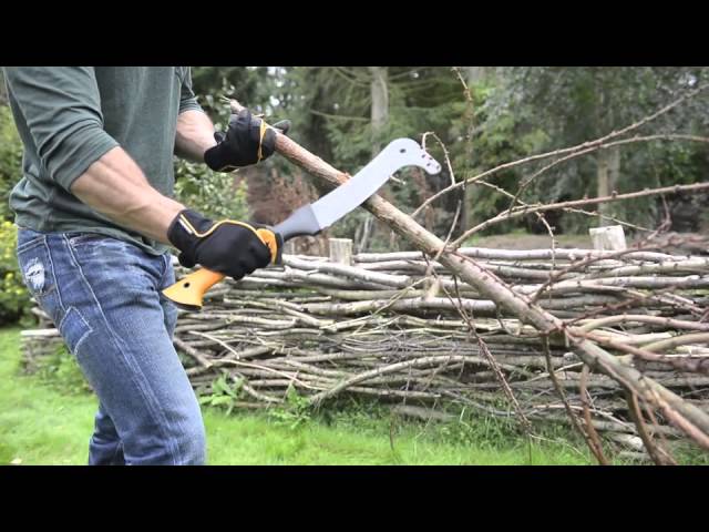 Video MACHETE FISKARS XA3 PROFESIONAL 1003609