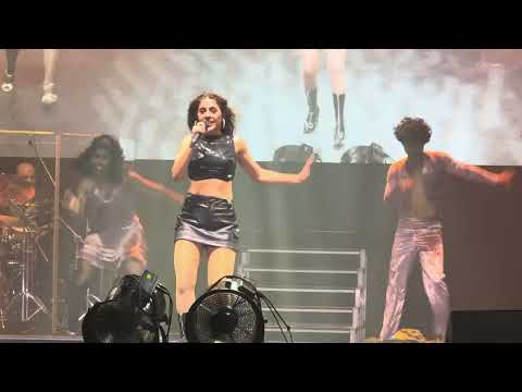 Kaisi Paheli Zindagani Live By Sunidhi Chauhan in Melbourne 2024 | Parineeta