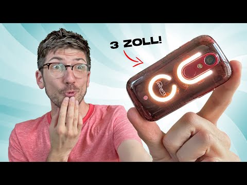 This is the SMALLEST smartphone ever... and it's good!