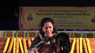 Download lagu Dr. Sangeeta Shankar - Workshop at BHU on Indian Violin - Part 1 mp3