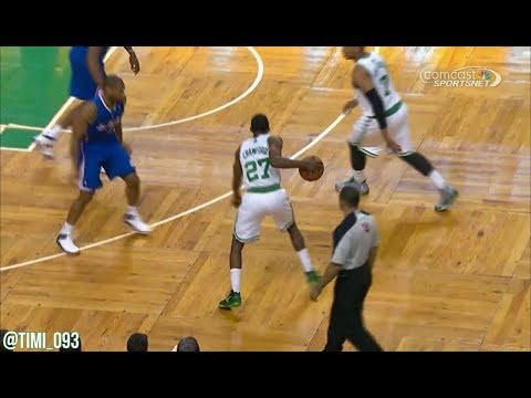 Throwback: Jordan Crawford with a nasty crossover and dime for Brandon Bass (12/11/2013)