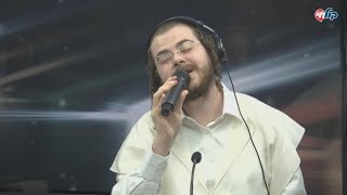 מוצ"ש חי עם מנחם טוקר | הערשי ויינברגר בריאיון והופעה באולפן | hershey weinberger