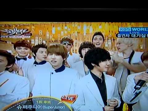 110819 SJ at Mubank Backstage