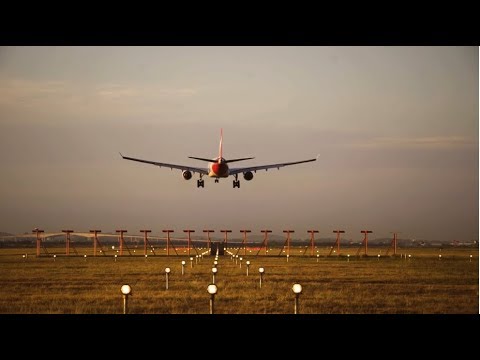 Construction of Brisbane’s New Runway – Lighting