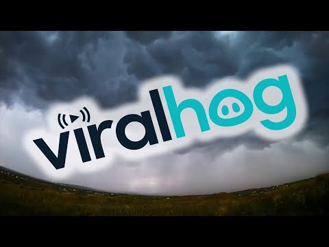 Stunning Time Lapse of Storm || ViralHog