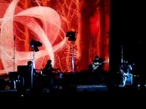 Rodrigo Y Gabriela - Volcano feat. Shenkar & Robert Trujillo @ Greek Theatre L.A.