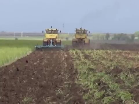 Сравнение плугов. ПБС-8 и другой плуг