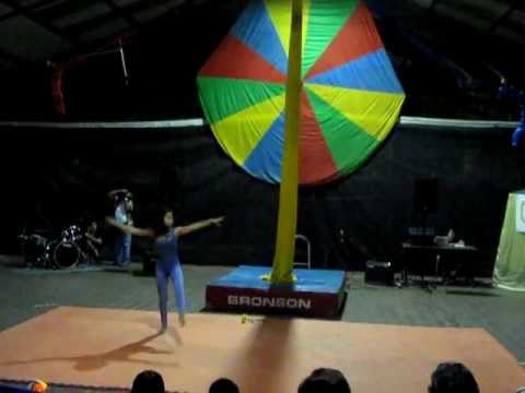 dinasauria’s Video 21070376113 ivizpz6LUpc