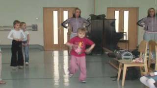 Обучение танцу брейк-данс для начинающих детей - Видео онлайн
