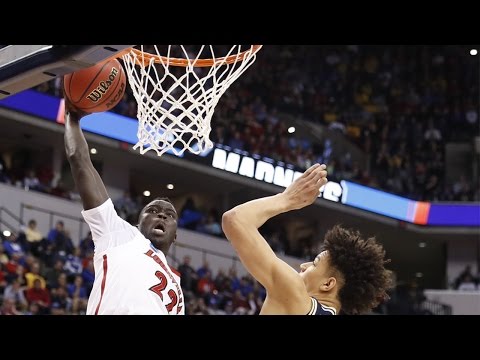 Louisville's Deng Adel takes flight, finishes with amazing dunk