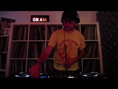 SOUL TRAIN E04 with DJ MENA | MONDONERO - 16.08.2021