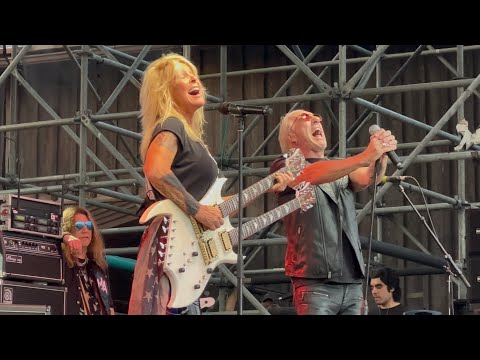 Lita Ford & Dee Snider - Close My Eyes Forever, 6-7-2025 at Tag’s in Big Flats, NY.