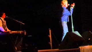 Herman's Hermits starring Peter Noone "Can't You Hear My Heartbeat/Mrs. Brown" Farmingdale NY 2014