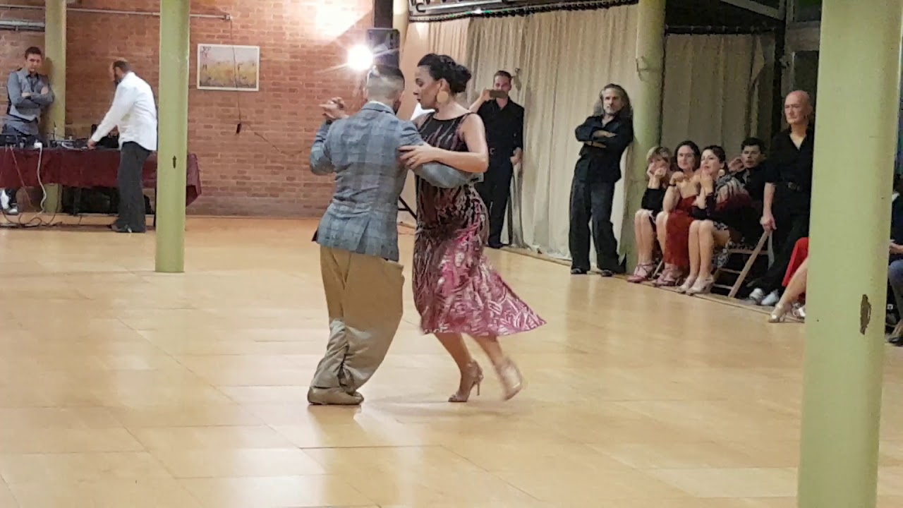 Virginia Pandolfi y Jonatan Aguero - Milonga alla Tuberosa, Siena 4/11/17 - 2/4