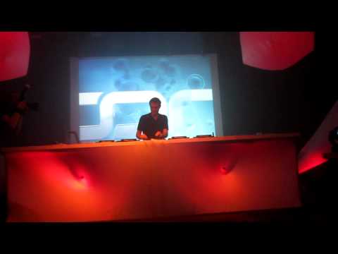 Andy Moor - Trance Nation (Temple One feat. Neev Kennedy - Love The Fear (Tom Fall Remix))