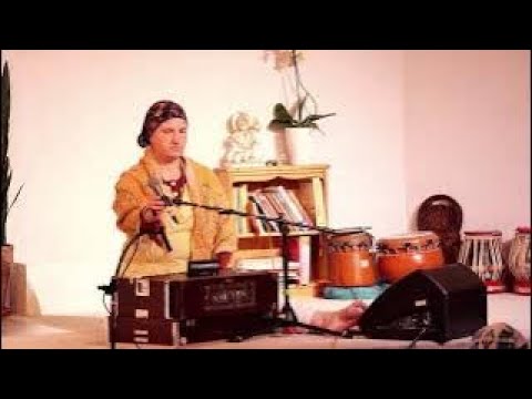 Satsang "Der Geist in Samadhi" mit Darshini - Yoga Vidya Live, 25.10.2024, 20:00 Uhr