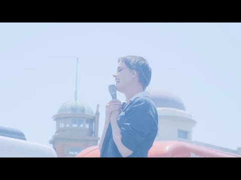 Princess Chelsea - Live Outside Pitt Street Church, Auckland