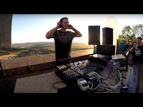 Willy Elliot / Private SNÜD Techno Sunset Rave @ Burg Plesse