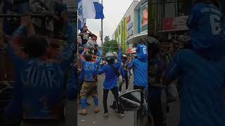 Download lagu konvoi persib juara 2024 #persib #juara #briliga1 #bobotoh mp3
