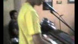 Majestuoso, Poderoso