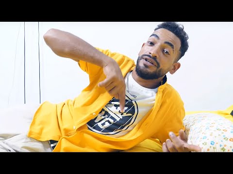 George de la Liceul 5 - Femeie in costum albastru [Videoclip Oficial 2020]