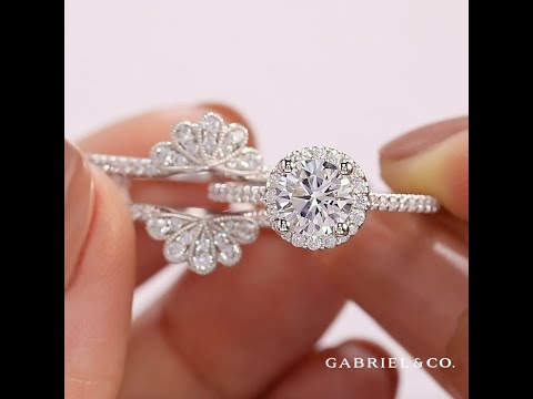 Interlocking Diamond Rings